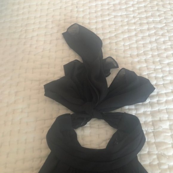 1. State Black Chiffon Tie Back Halter Top Size L - NWT - Picture 3 of 5